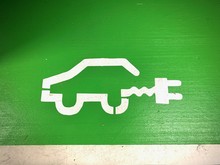 Copropriétés : installation d’infrastructures de recharge de véhicules électriques (IRVE)